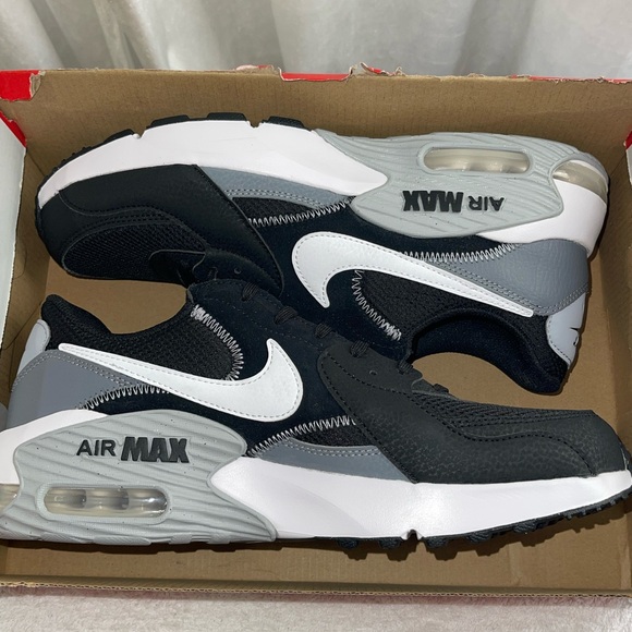 Nike Air Max Excee Men's Size 10/Women’s Size 11.5 Brand New With Partial Box - Picture 12 of 13